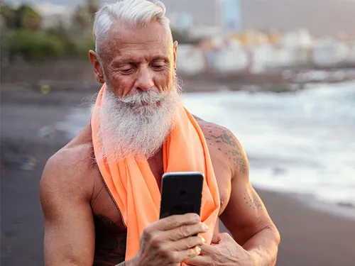 Man enrolling for TRT online from his phone